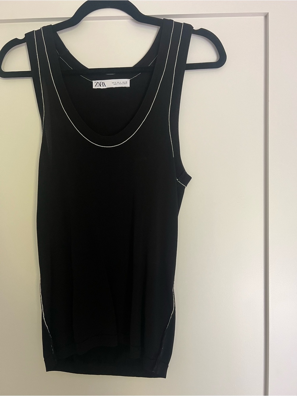 Zara Black Sleeveless Tank with White Contrast Stitching